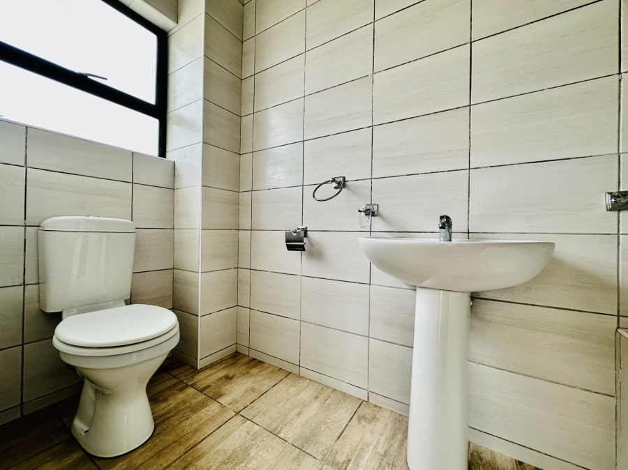 3 Bedroom Property for Sale in Franskraal Western Cape